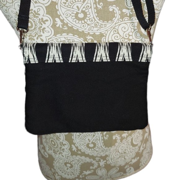 Thirty-One Double Up Crossbody Black Links - Picture 2 of 6